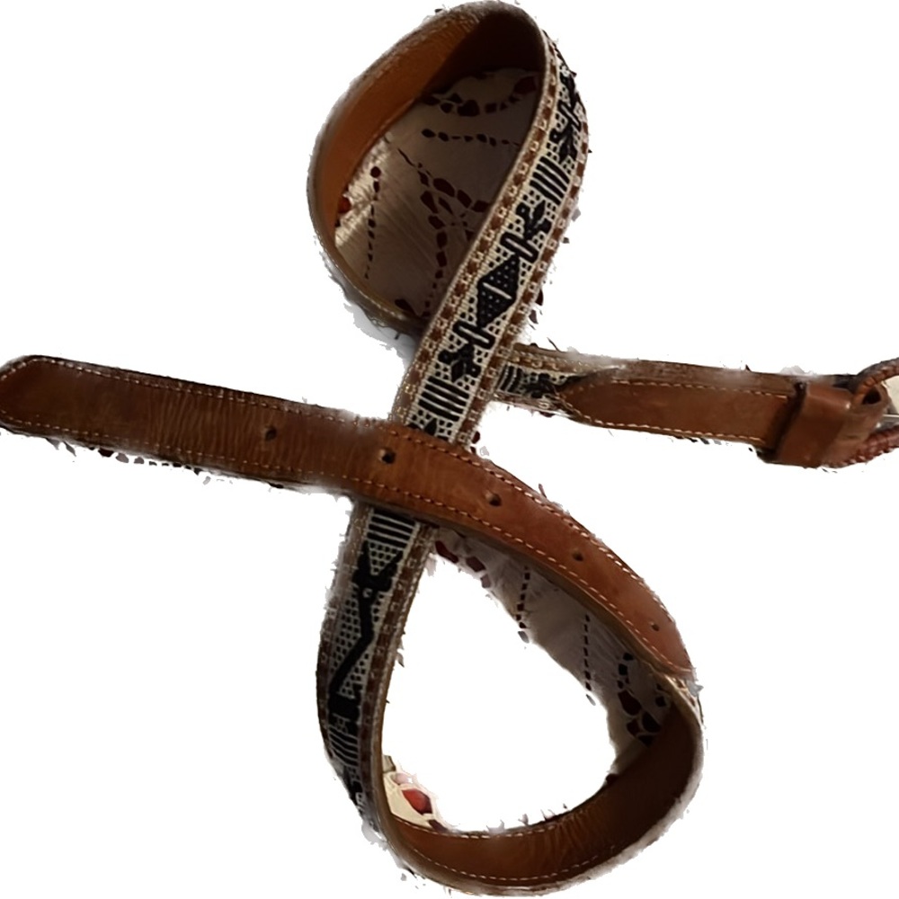 Genuine leather and macrame belt